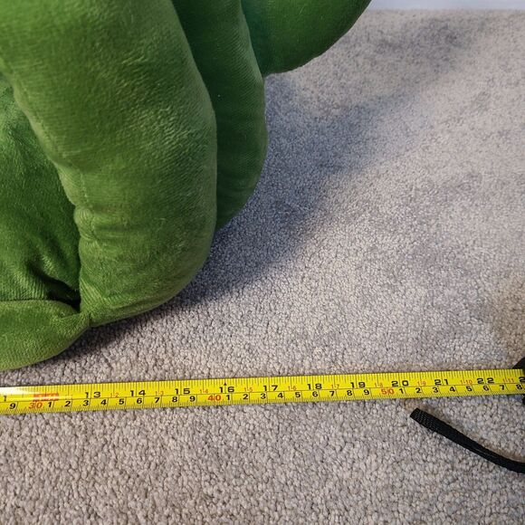 NEW Heart to Tail Plush Cactus Cat Dog bed - Unique Style, Made for Snuggling - Picture 9 of 13